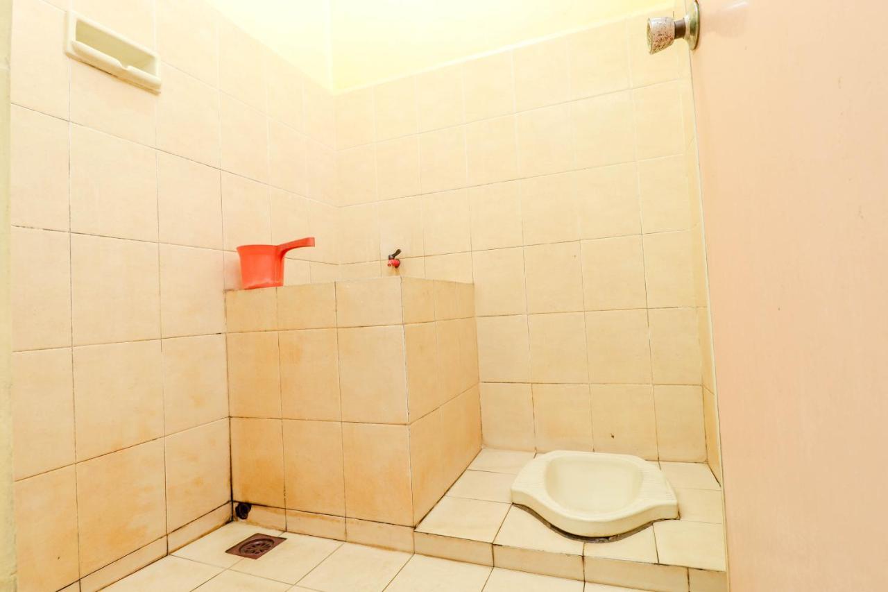 Primadona Homestay Sleman  Ngoại thất bức ảnh