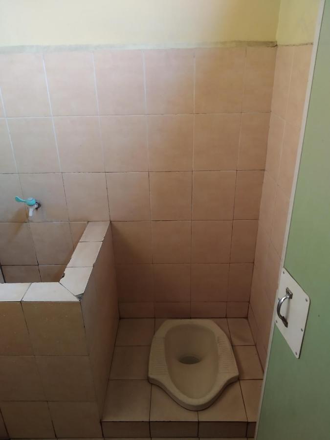 Primadona Homestay Sleman  Ngoại thất bức ảnh